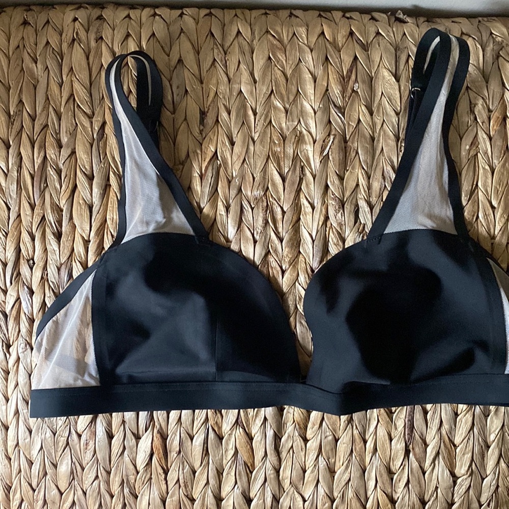 Victoria’s Secret bra